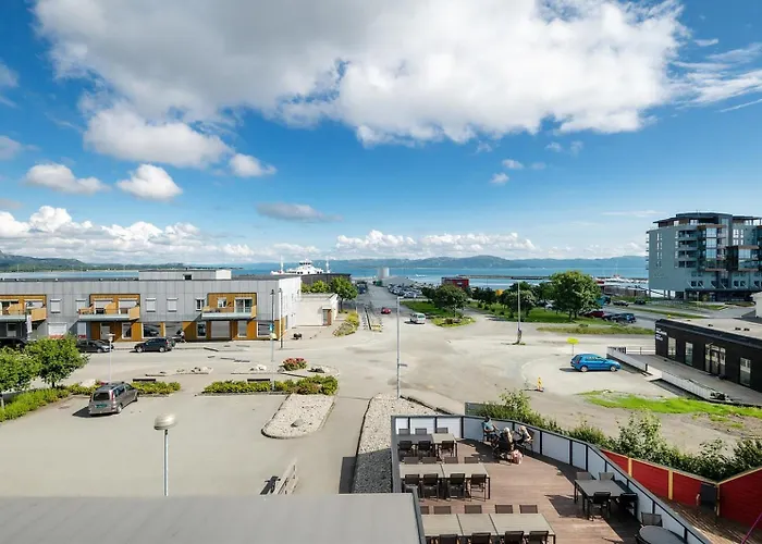 Brekstad Gjestehus As