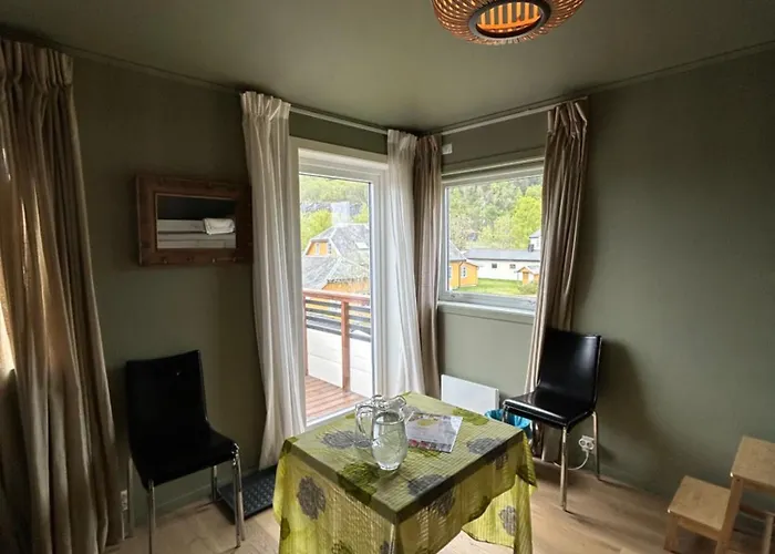 Strandheimen Guesthouse